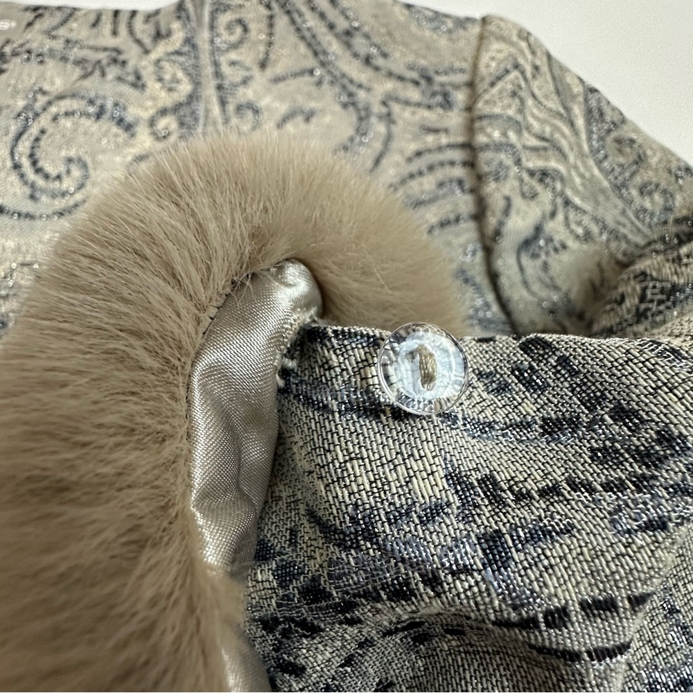 Chico's Metallic Brocade Jacket w/ Faux Fur Removable Cuffs - Picture 10 of 16